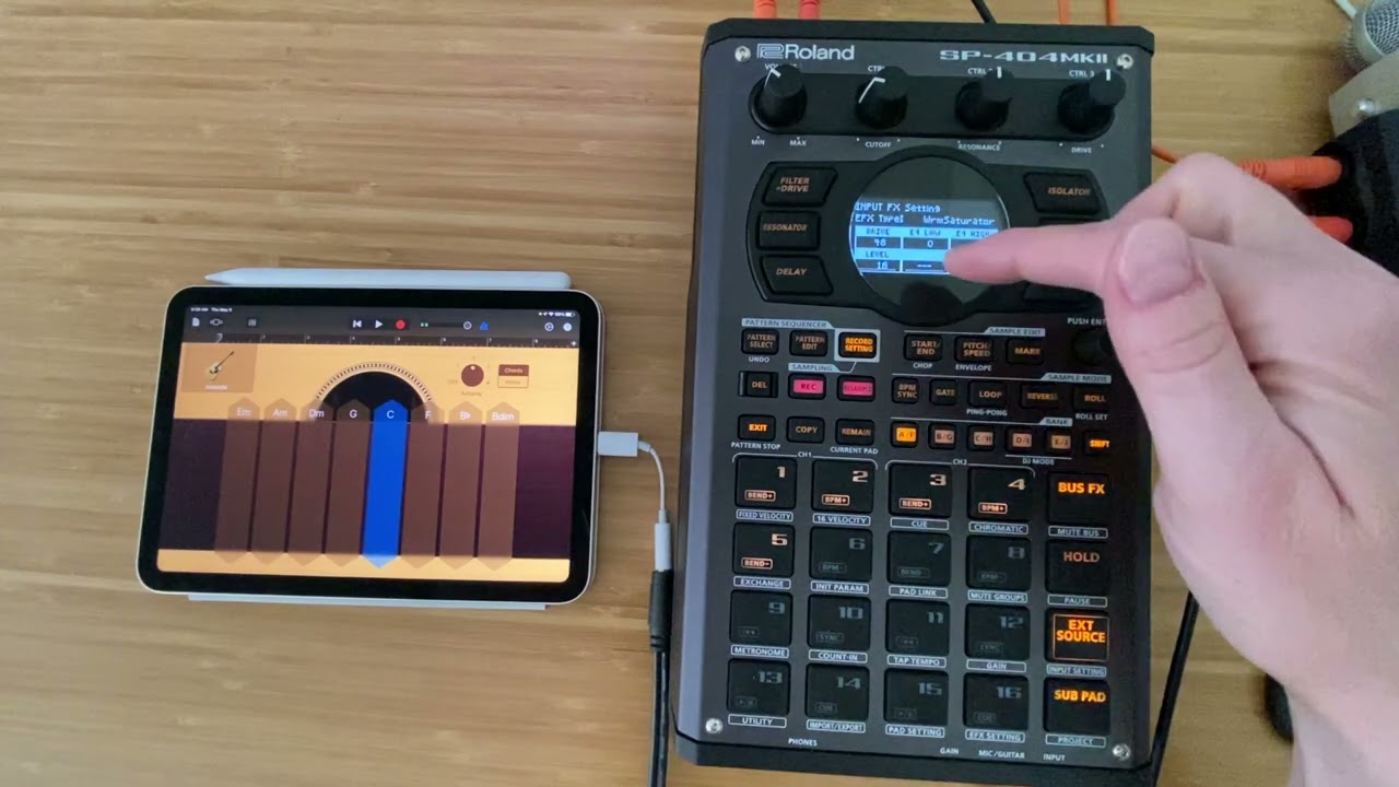 SP404 mk2 14.10 - Warm Saturator FX