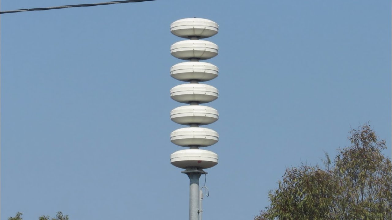 Federal Signal Modulator 6048 (Westminster chimes + custom timed attack) monthly siren test 10-7-20