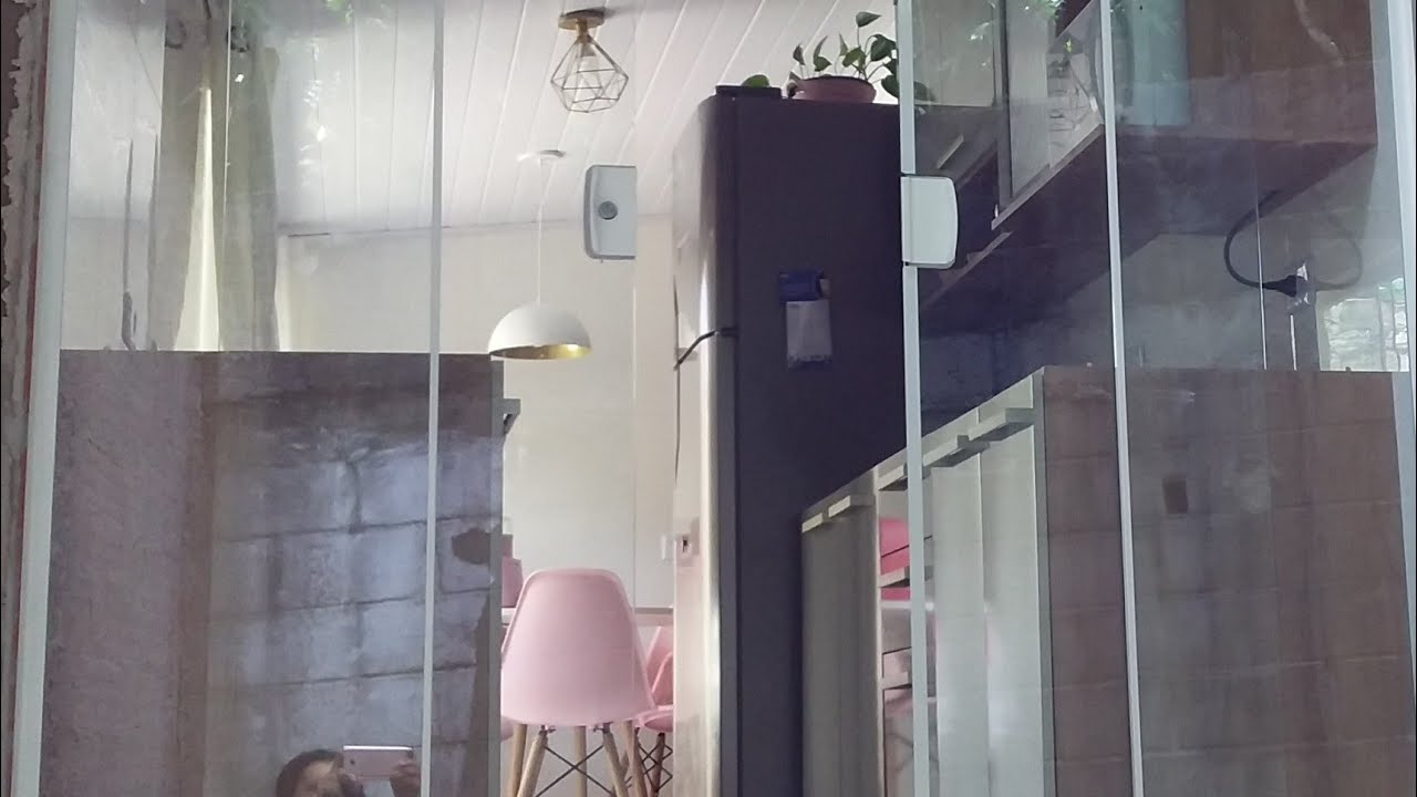 uma casa simples e muito bonita ,estou decorando minha pequena cozinha ❤