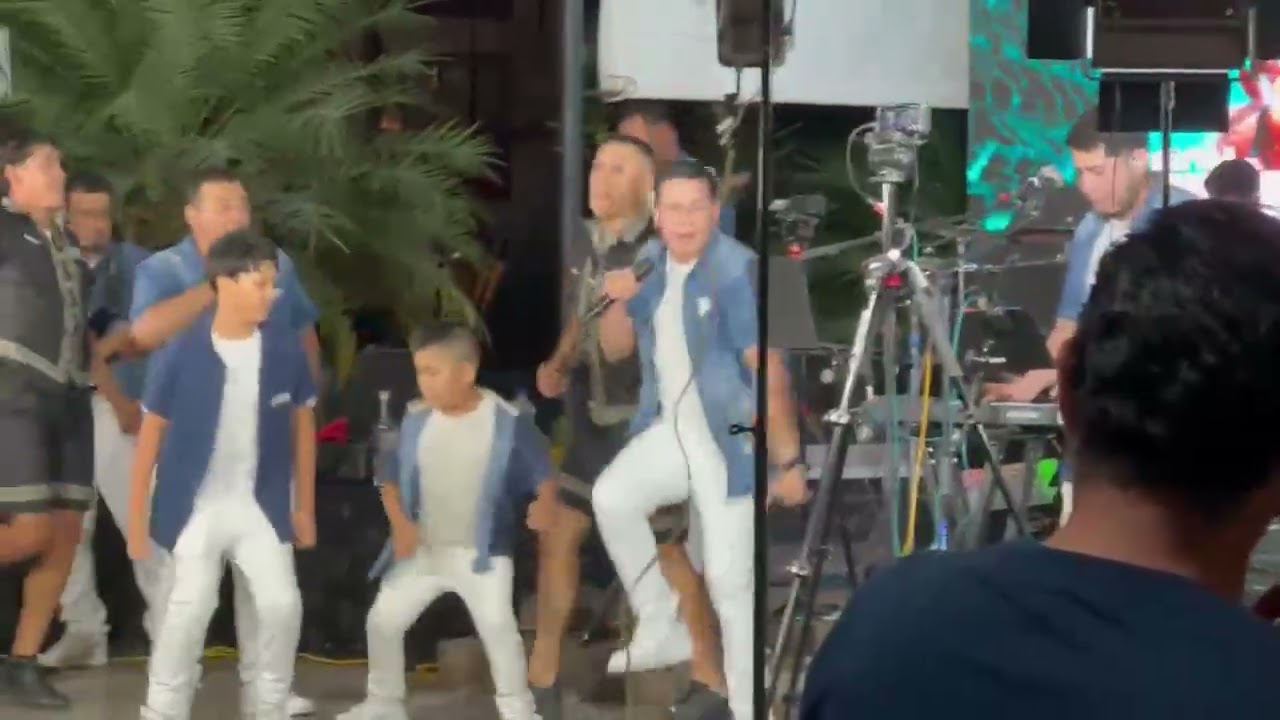 Bailando con invierno musical en el chinteguas 