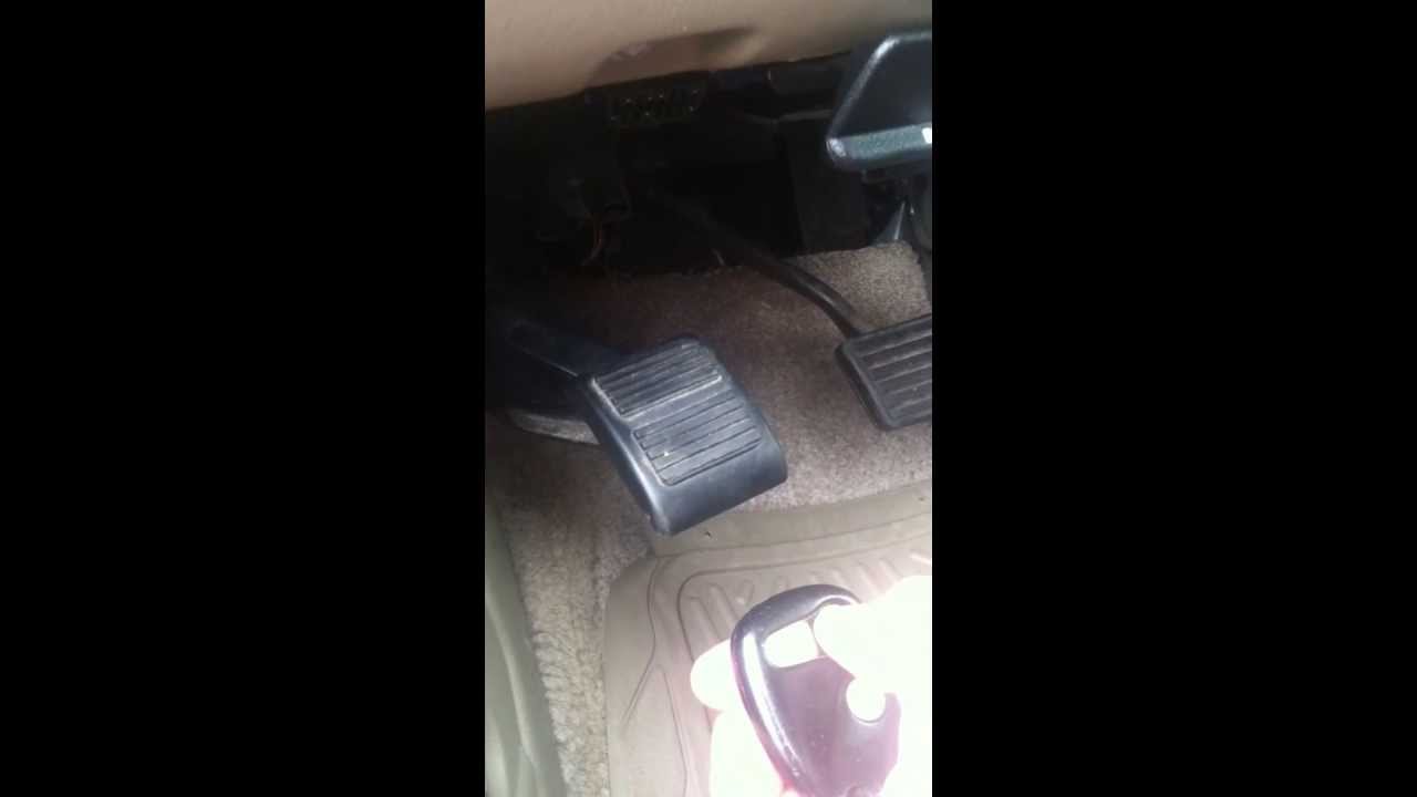 GM Key fob programming como programar un keyless entry 97 chevy G1500  full size van.