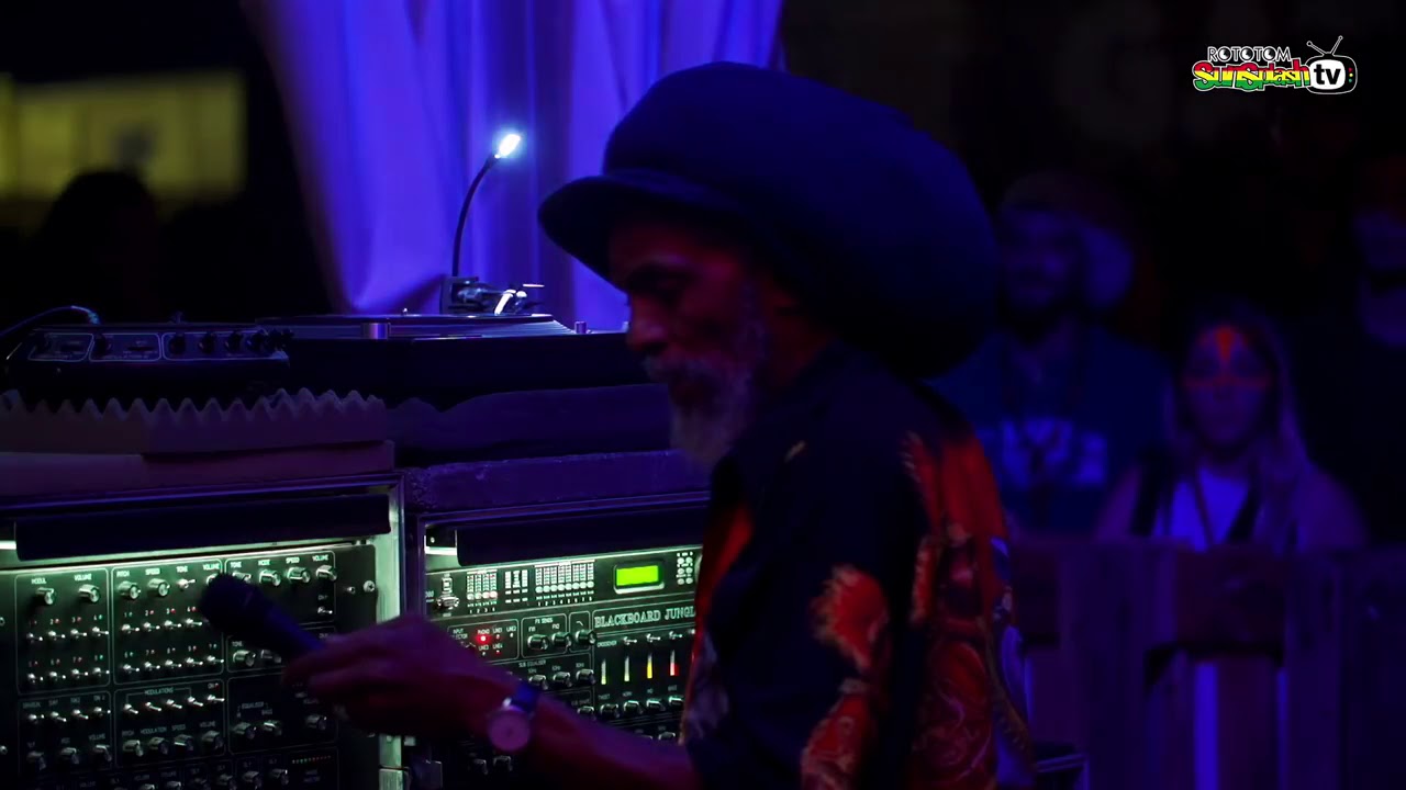 Jah Shaka Play Danny Red - Jahovah + dub at Rototom Sunsplash 2018
