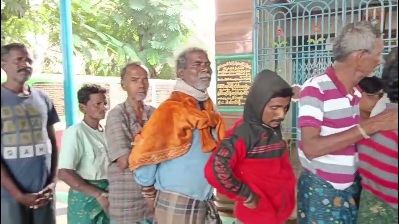 శ్రీ కళ్యాణ వీరభద్ర స్వామి అన్నదాన సేవా సమితి గూడూరు వారి ఆధ్వర్యంలో పేదలకు అన్న ప్రసాదం  