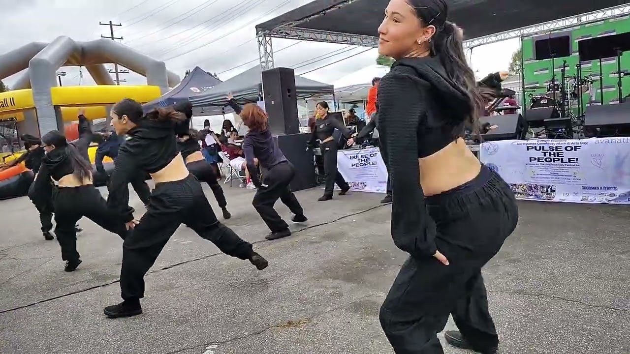 什麽都講(乜都噏) Talk free:  去Long Beach 長灘市看青春少女热力四射地跳热舞。請聼看👀後訂閱，留言，點贊，分享，支持，支持，謝谢🙏🙏@9-13-2025。