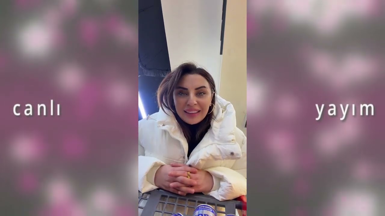 Blogger Müjgan canlı yayımda hansı sözləri izləyiciləri şok etdi!