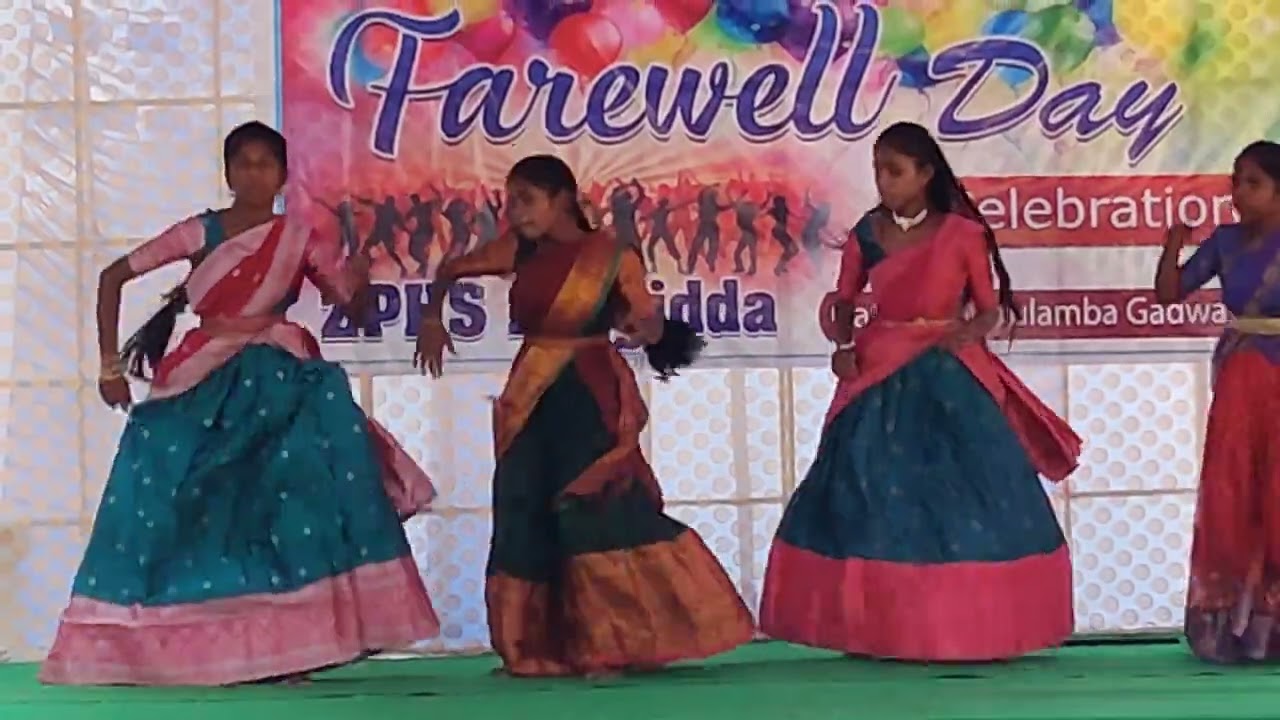 Folk song sparkle by 8th class girls on farewell day