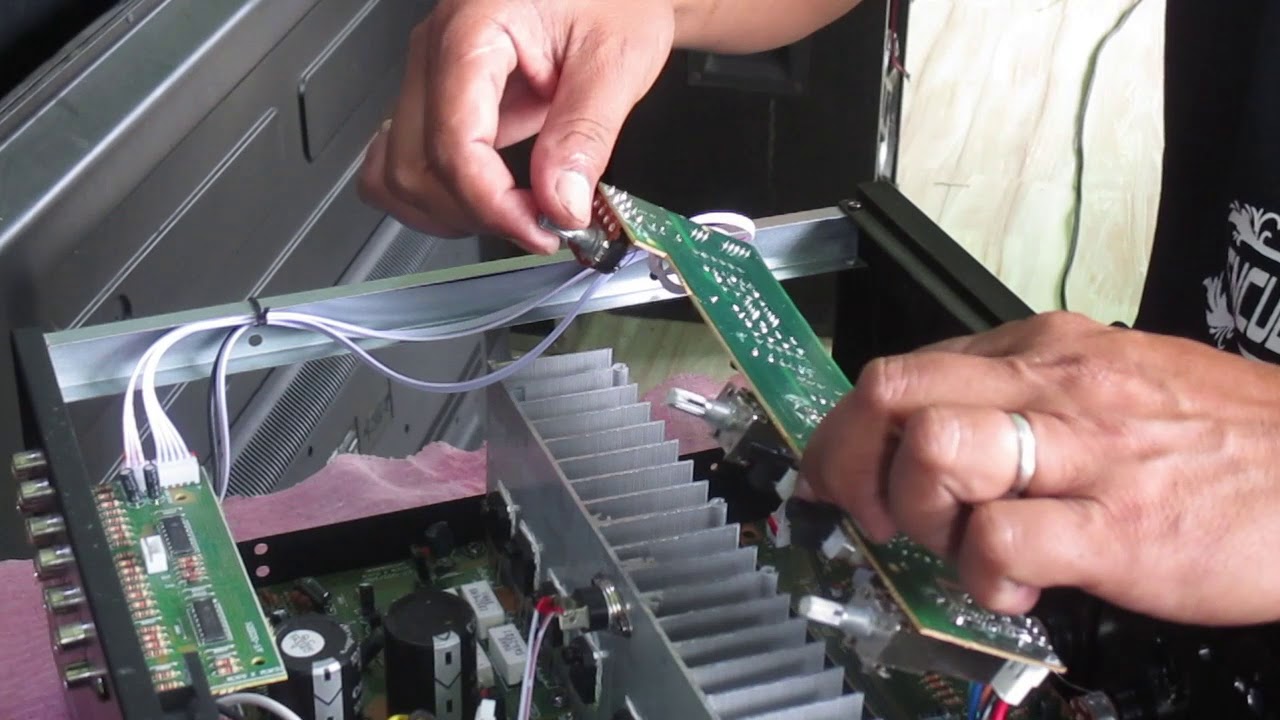 TROUBLESHOOTING 502 KONZERT AMPLIFIER (the other channel does not work)