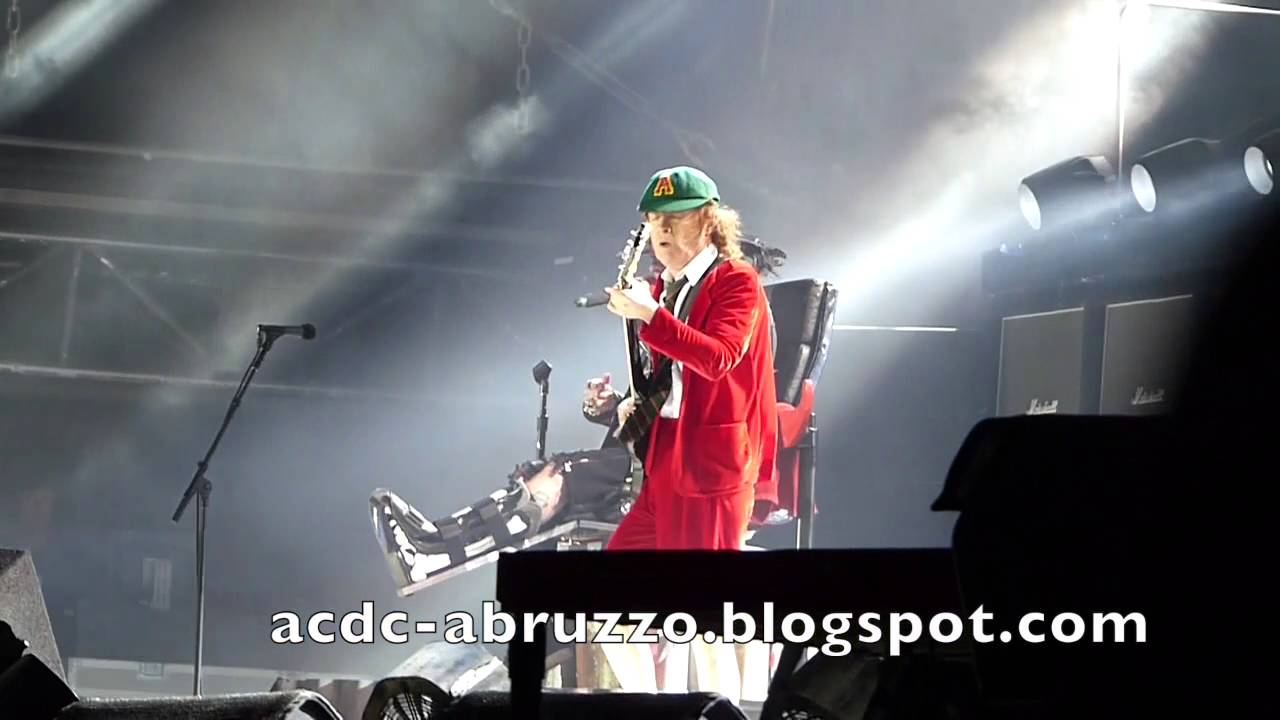 AC/DC + Axl Rose Back in Black Lisbon 2016