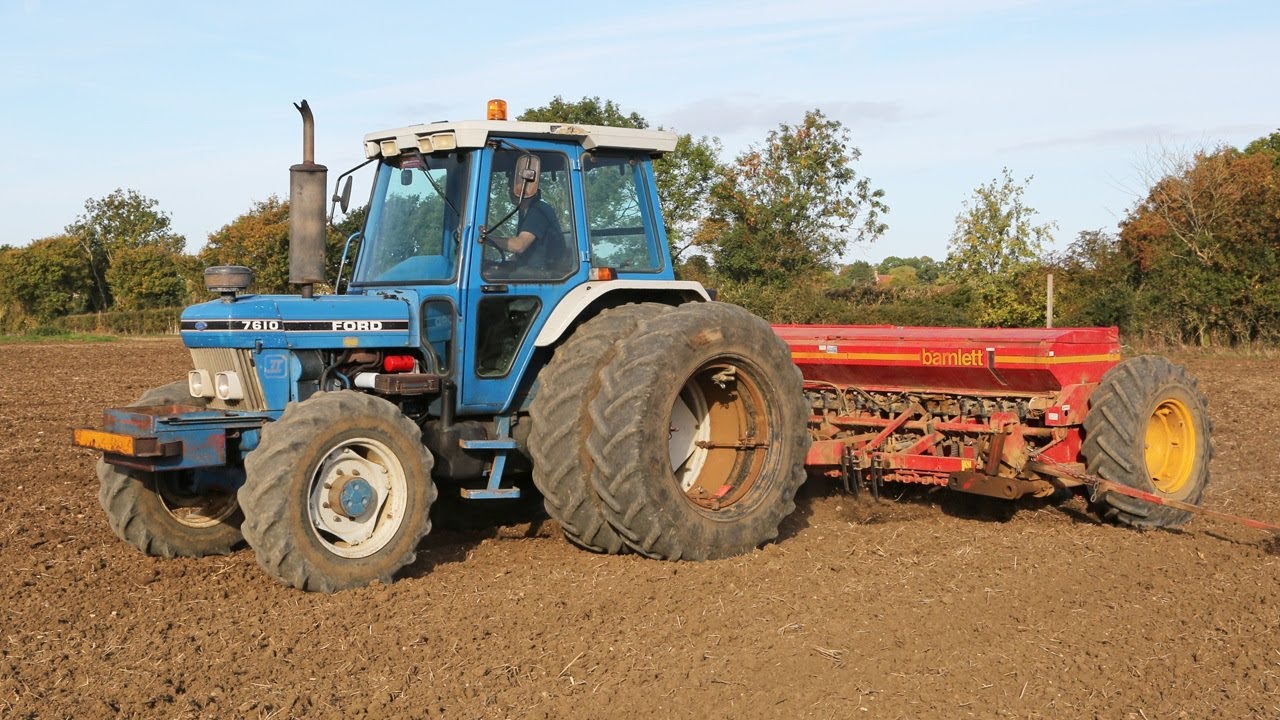 Classic Ford 7610 II drilling and rolling | Bamlett CD 4m drill | Twose rolls | Farming with Ford