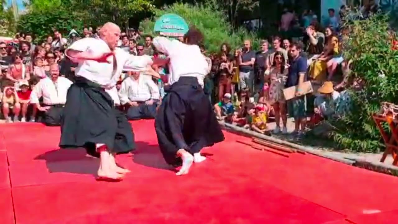 Démonstration du festival japonais Matsuri à la Cité fertile de Pantin avec Arthur Frattini