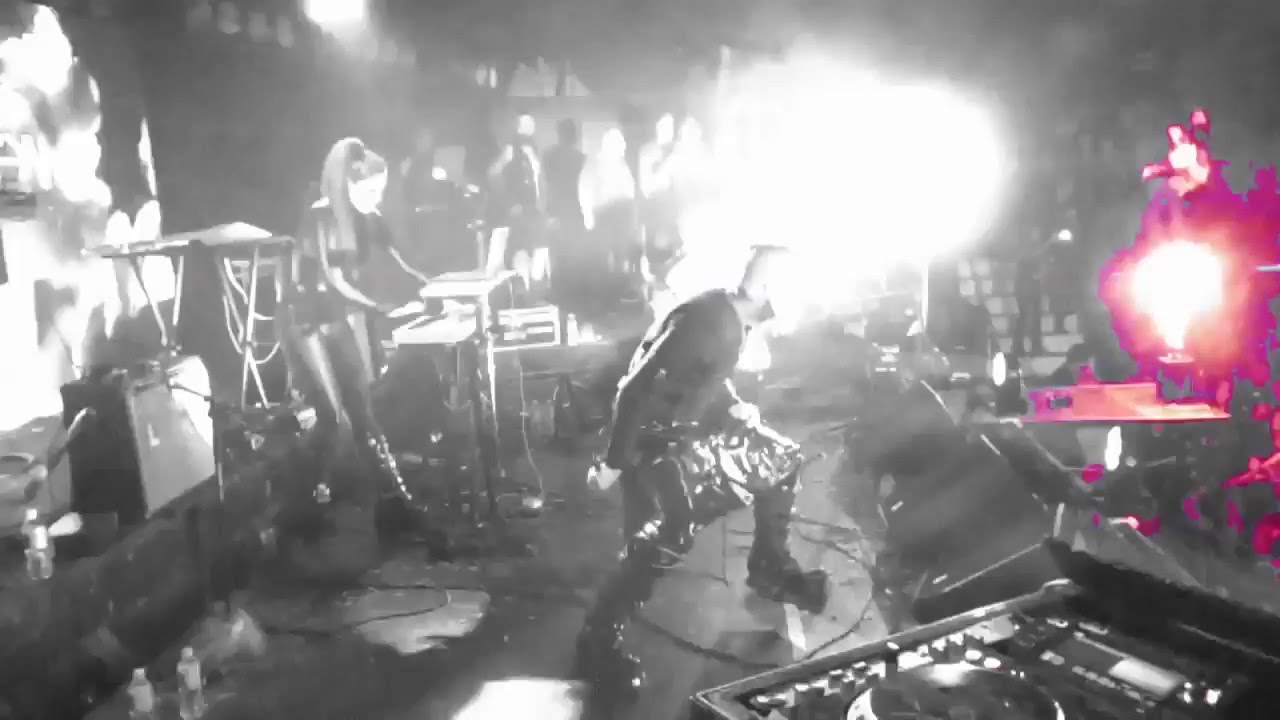 01 CENTHRON - Einheit C (live 2015)