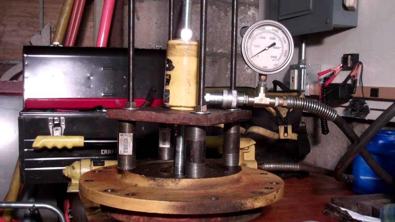 3 Asplundh JEY Whisper chipper bearing removal.mp4