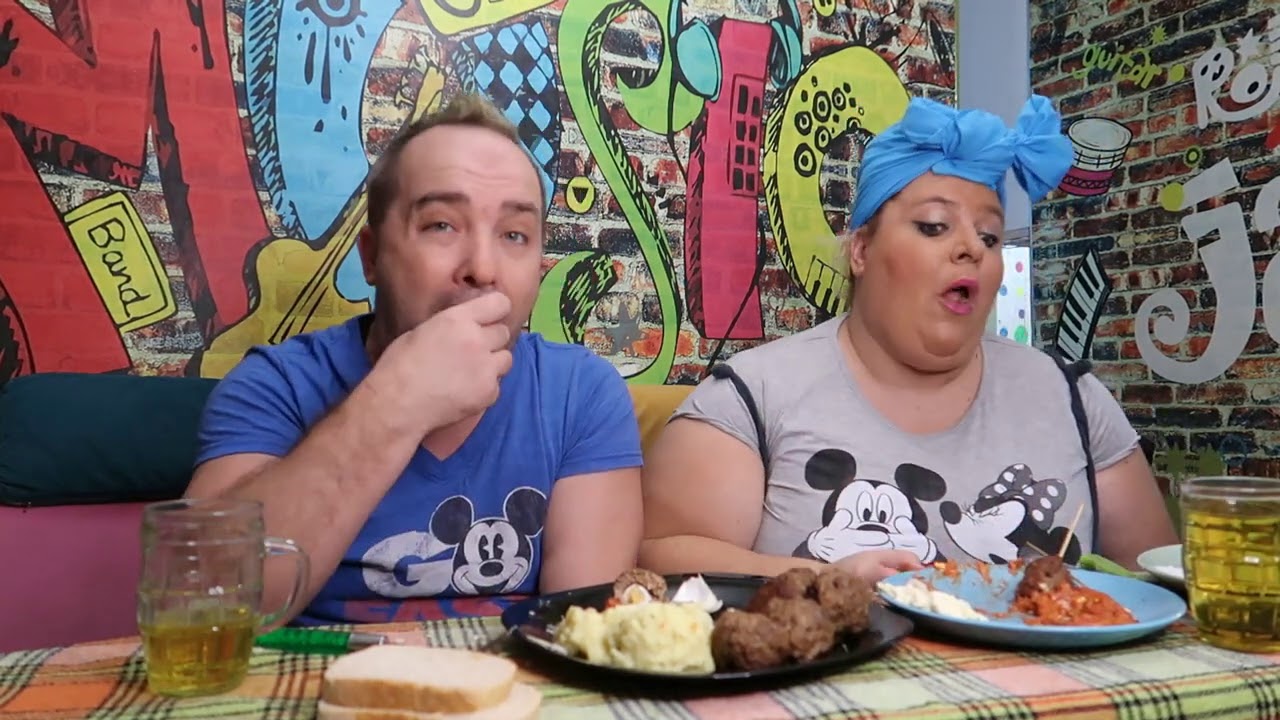 Domacinski mukbang