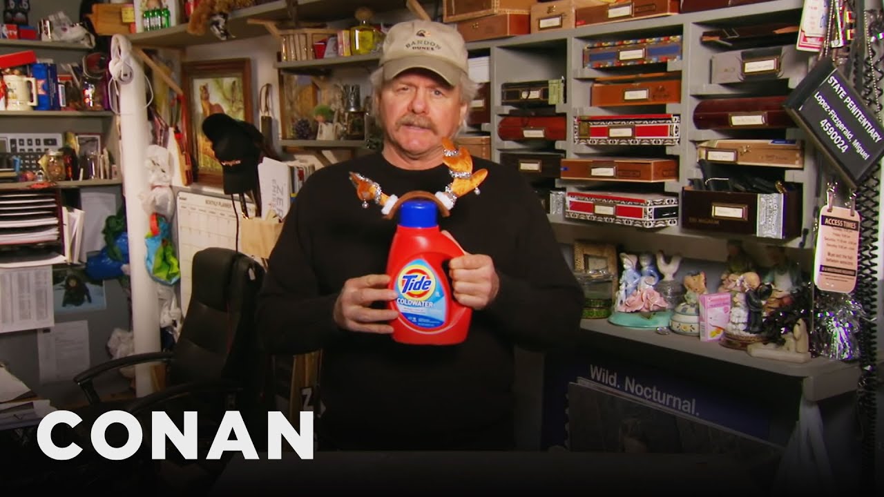 Bill Tull's Budget Holiday Tips for 2013 | CONAN on TBS