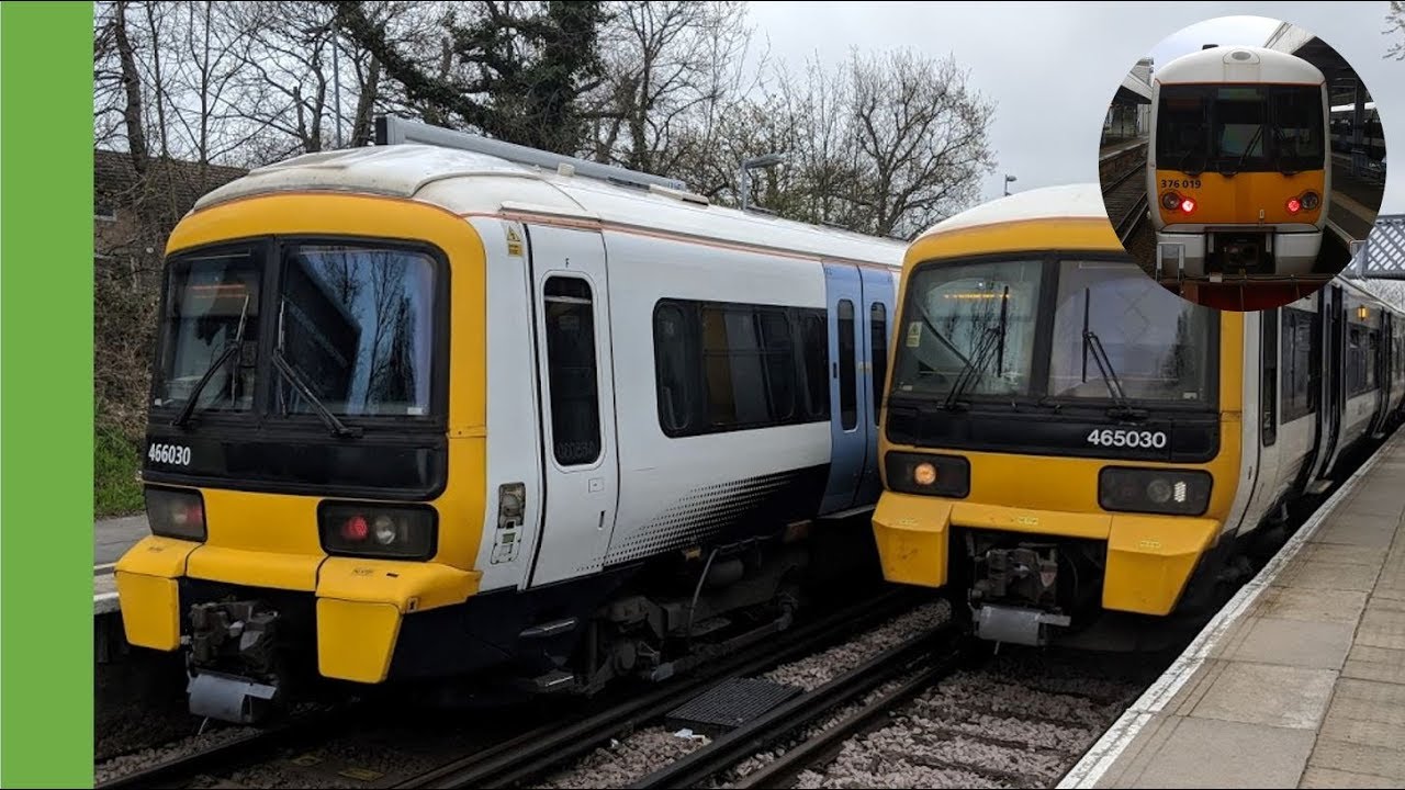 Trains at Barnehurst