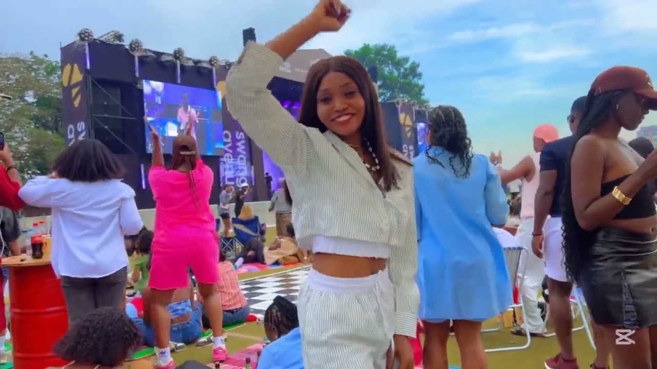 What went Down in Roast and Ryme 2025 alot of fun 🤩 kiss Cam and Artist performing 😘 