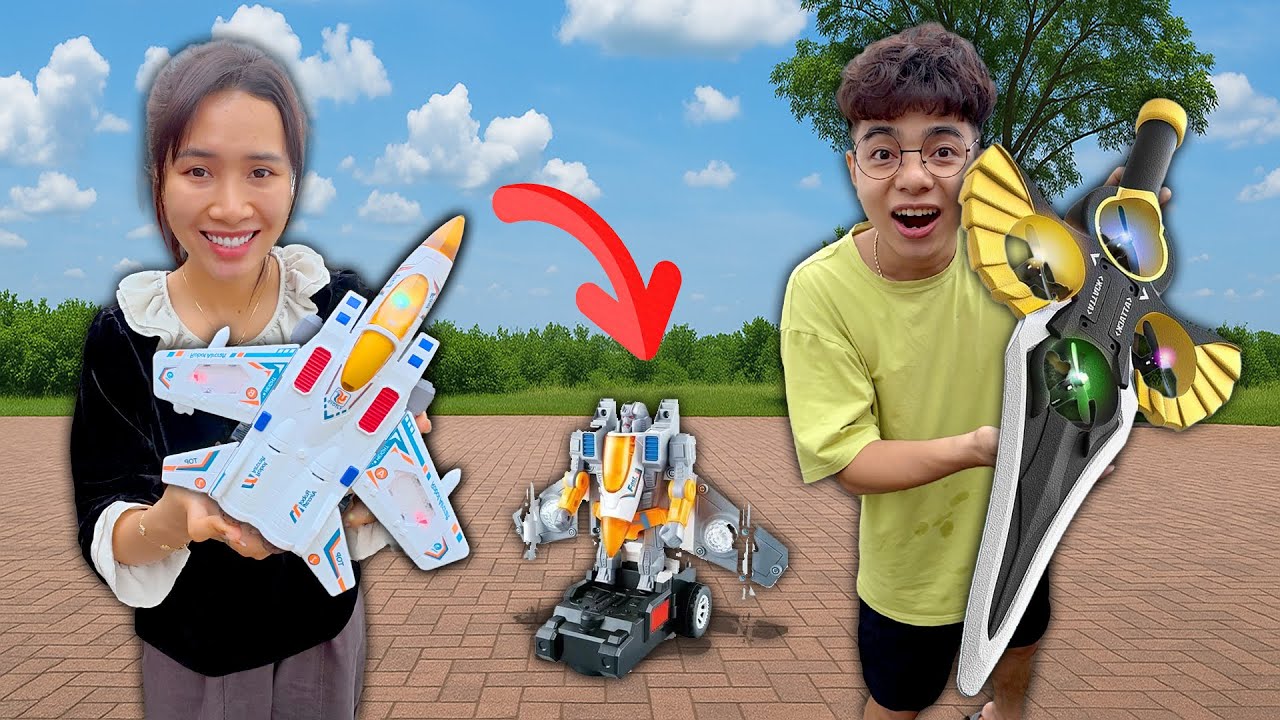 Thắng Tê Tê So Sánh Máy Bay Thanh Kiếm Điều Khiển với Máy Bay Biến Hình Thành Robot