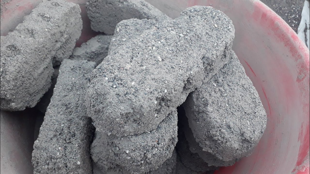 New: Super crunchy dusty  grainy black texture long shapes crumbling dry in tub +floor ASMR 💦❤
