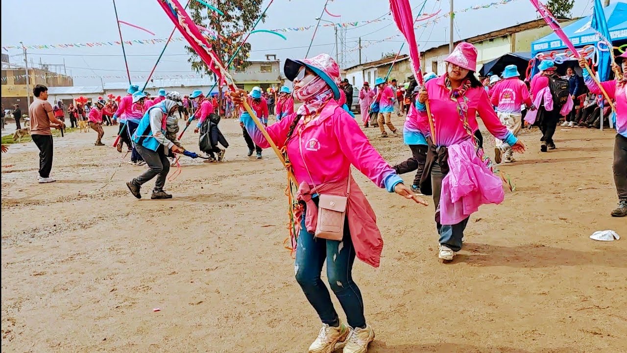 Comparsa los Angelitos de Tambo Cruz en •san Isidro de Huirpacancha •2026