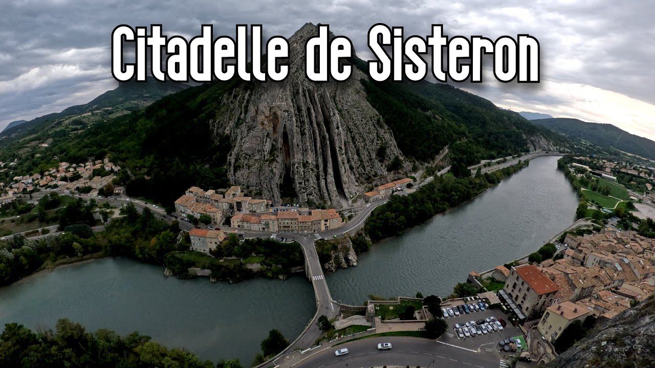 Citadelle de Sisteron — дорога і Rochers des pénitents | Provence, France