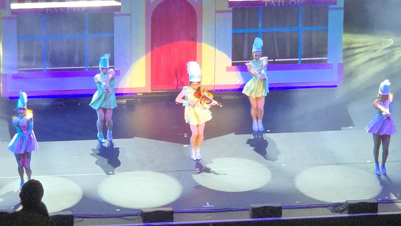 Lindsey Stirling The Snow Waltz Tour! 