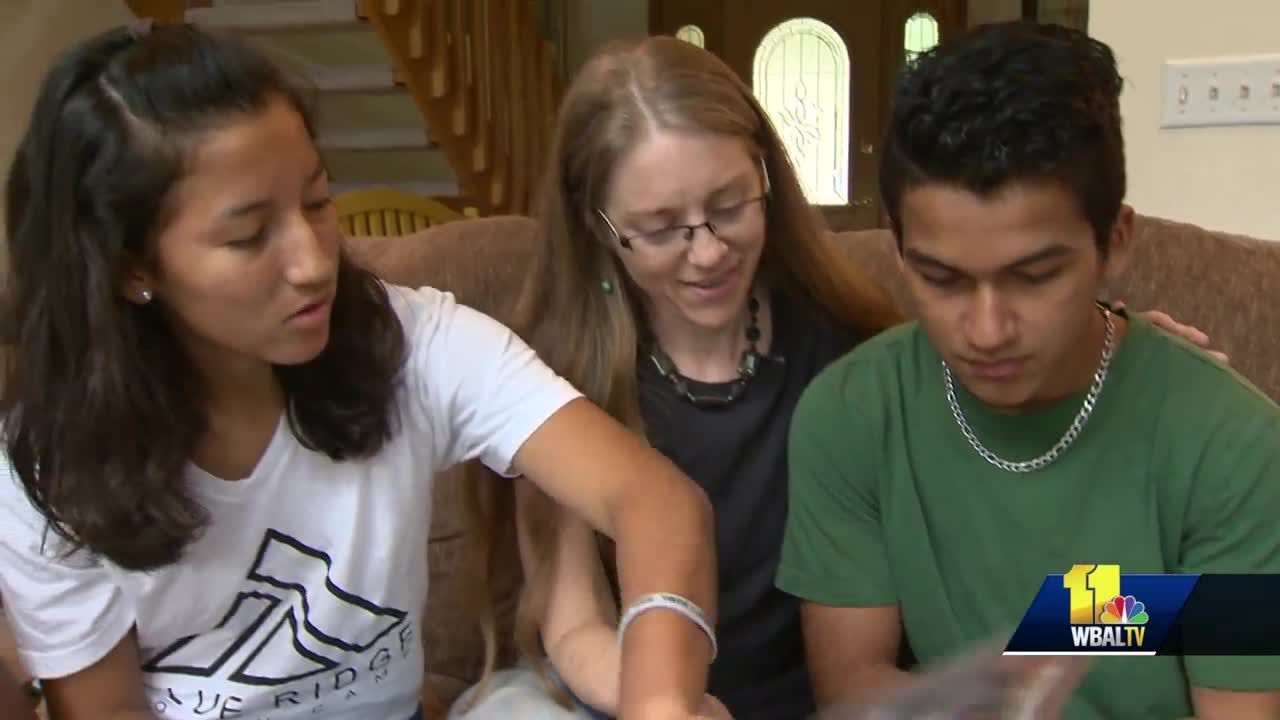 Group connects Colombian orphans with families