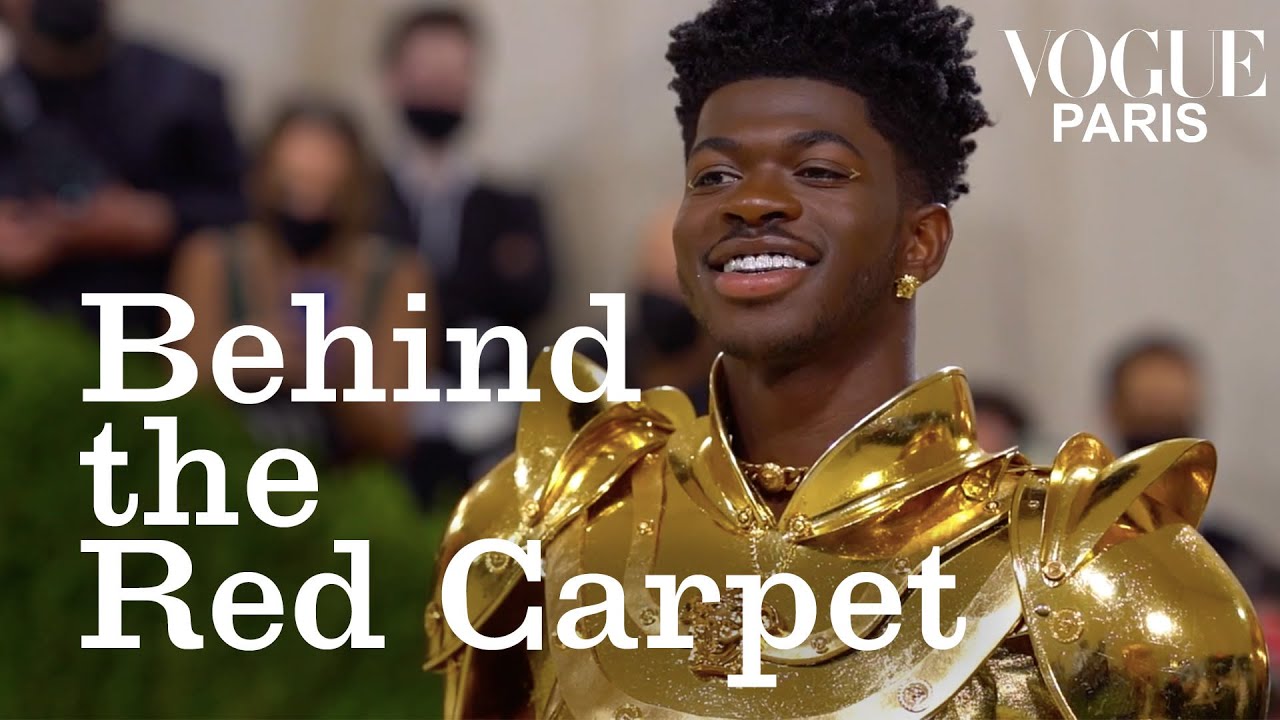 Lil Nas X brille en Versace au Met Gala 2021 | Behind The Red Carpet | Vogue Paris