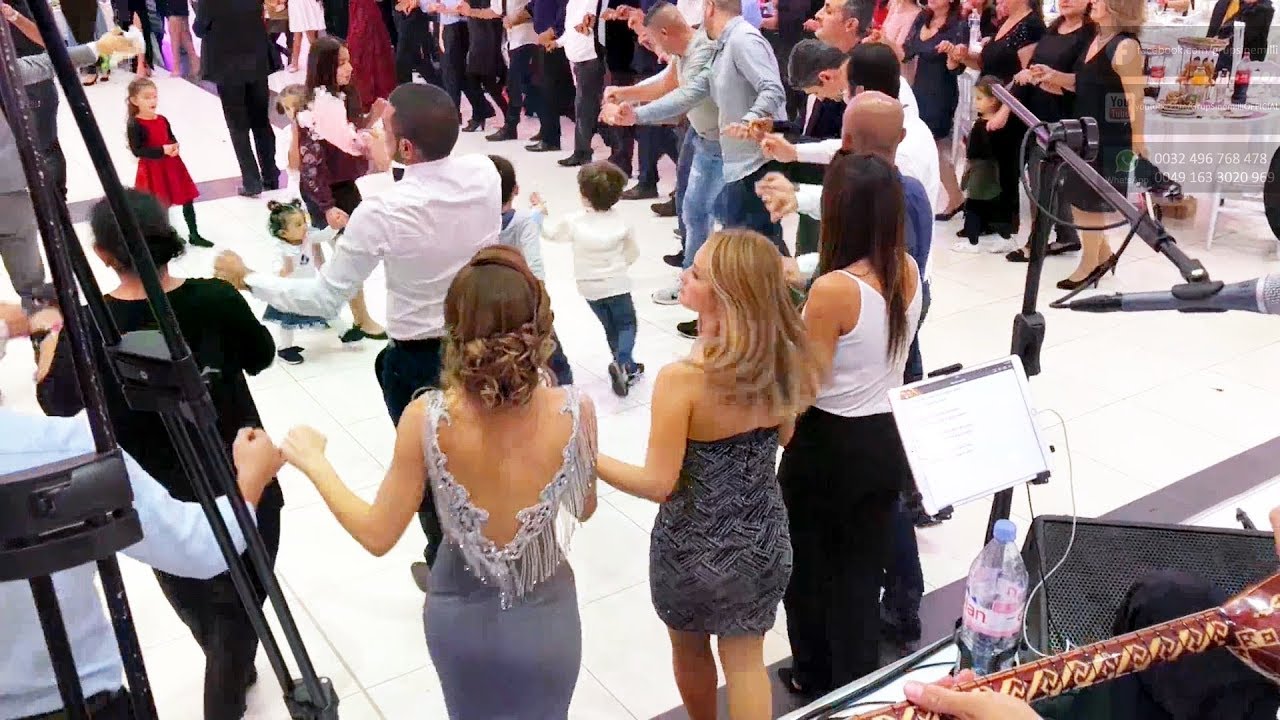 S&uuml;per K&uuml;rt&ccedil;e Halaylar | Grup Sinemilli - Elbistan D&uuml;g&uuml;n&uuml; Paris YENI 2018
