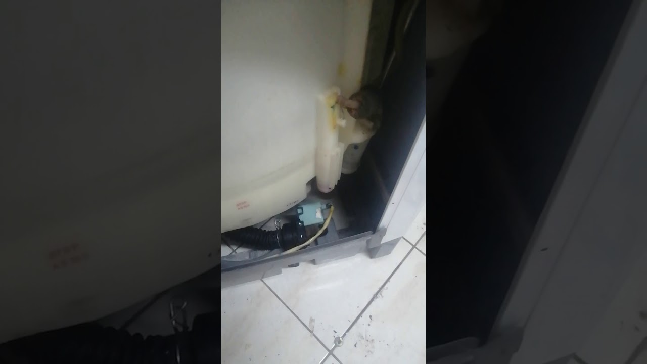 تغيير طلمبة غسالة هيتاشي