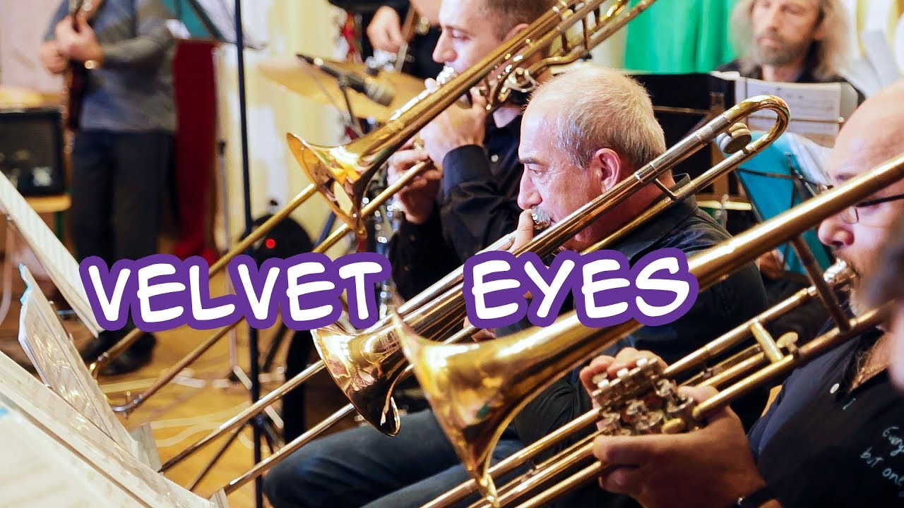 Fine City Band -- Velvet  eyes /Kurt  Brunthaler/