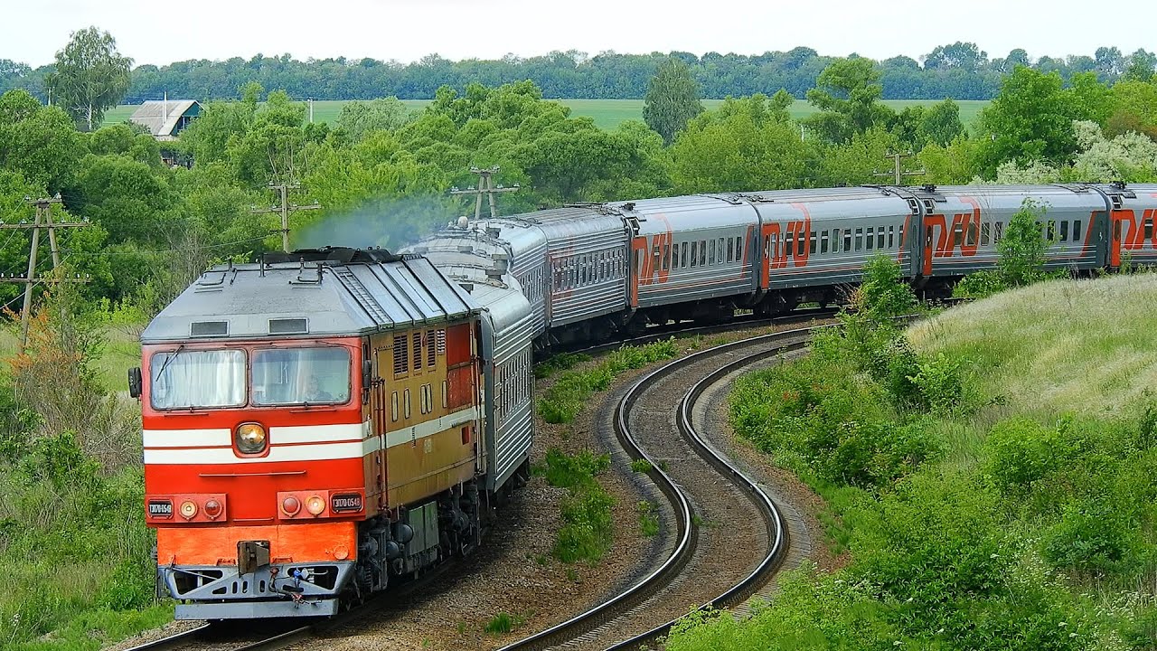 Тепловоз ТЕП70-0548 із п. № 58 на перегоні Чаплижне - Губкін ПІВД.-СХІД. ЗАЛ.