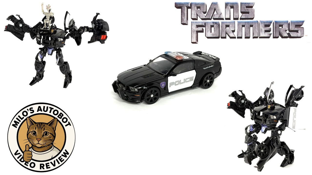 Transformers 2007 deluxe class barricade. My first transformers video review! 