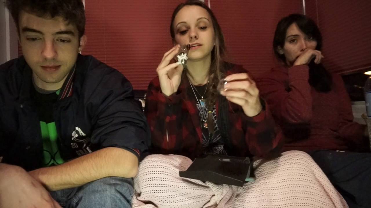 Super Stoney Smoke Sesh w/ Friends!!