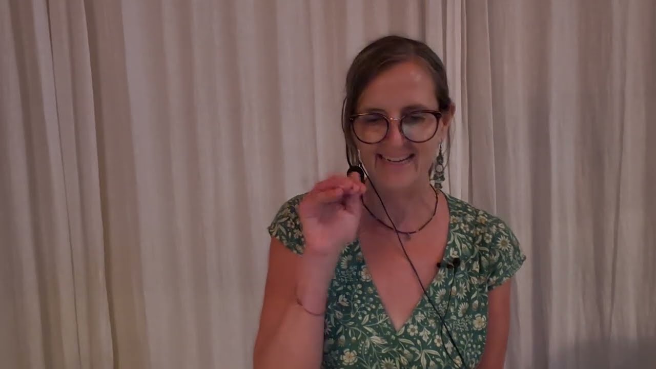 Dharma talk 1 on retreat, Nov-Dec 2025  Presence and and the retreat space by Lisa Brown