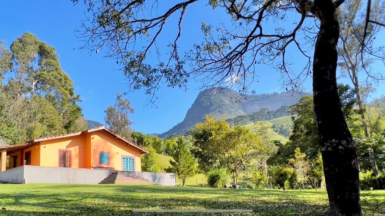 CASA CONFORTÁVEL - O SIMPLES DA ROÇA A DISPOSIÇÃO  PARA LOCAÇÃO DE DIÁRIAS - FAMÍLIA DAS MONTANHAS