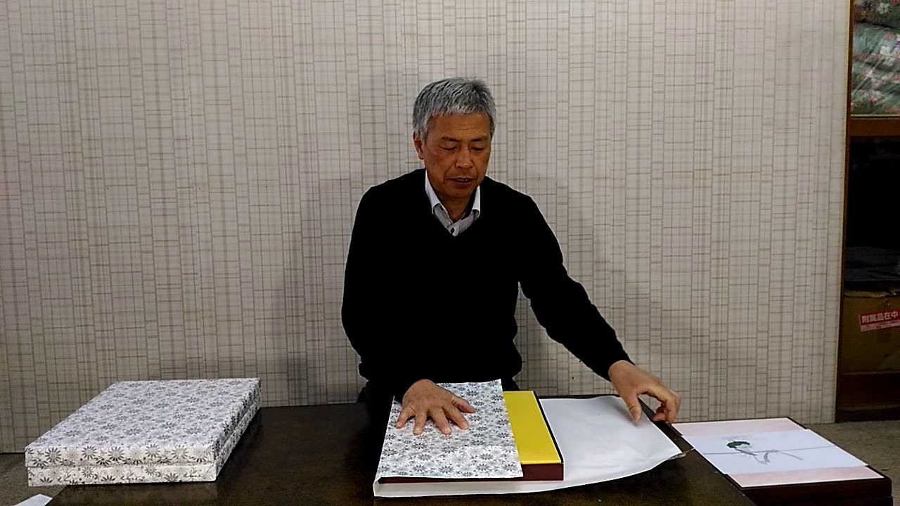 仏事の進物を包みます徳島呉服寝具洋服タオルギフト山善