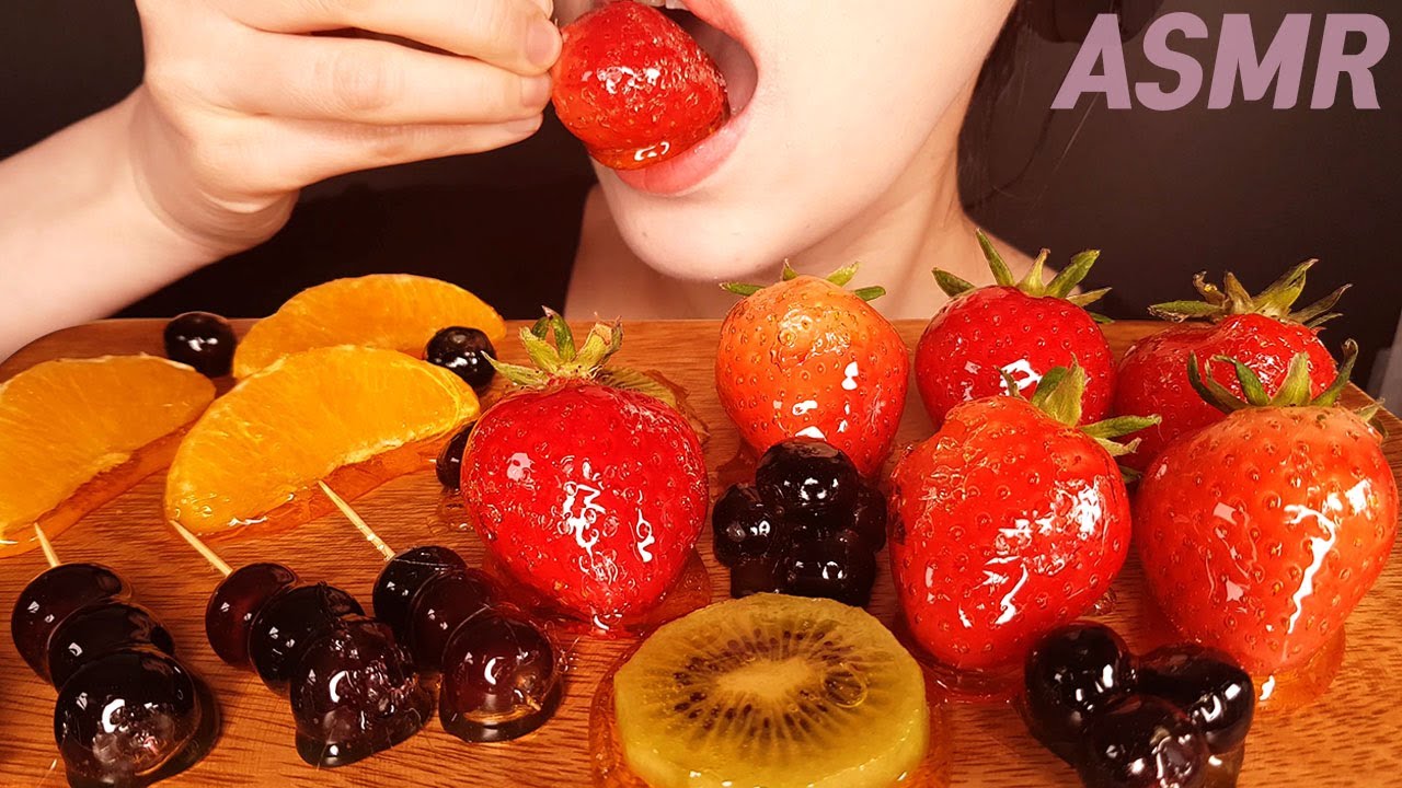 ASMR CANDIED FRUIT TANGHULU 딸기 탕후루 먹방 MUKBANG (EATING SOUNDS) NO TALKING 咀嚼音