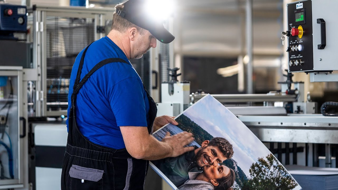 How is a jigsaw puzzle being produced? | puzzleYOU