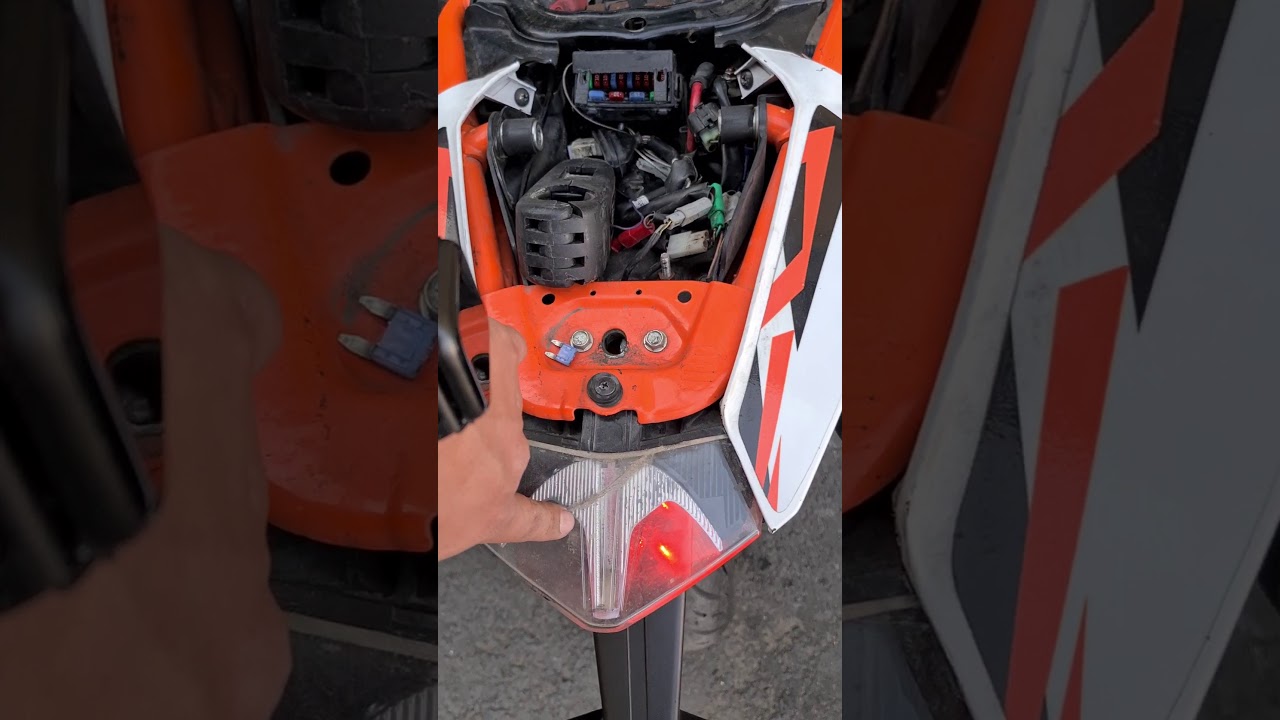 DUKE 250 NO PRENDE| FALLA FUSIBLE| DUKE 250 NO DA MARCHA |ESCAPE MIV