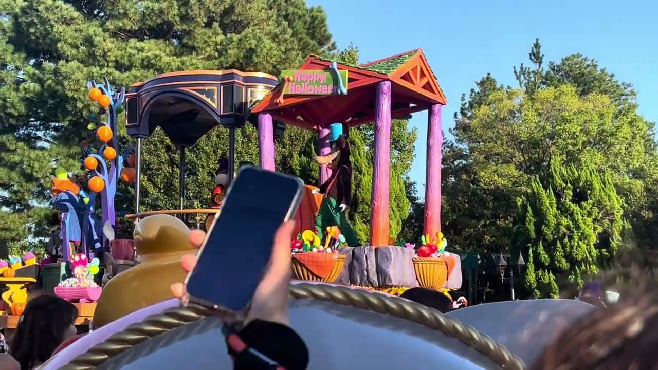 ハロウィンパレード2025