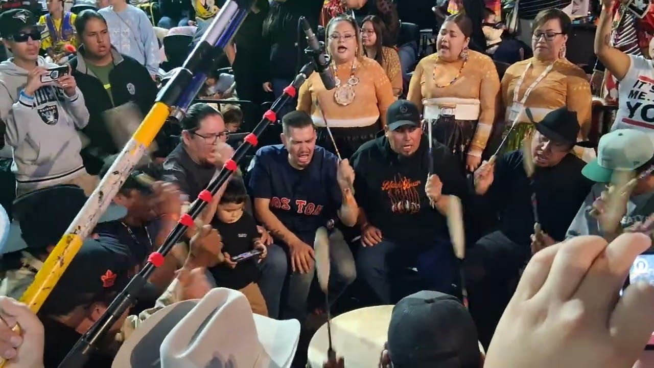 NICE POW WOW 2025 Black Bear singers 