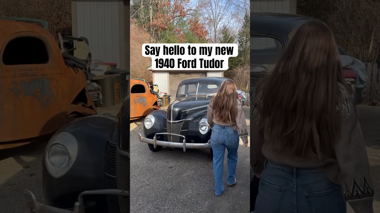 1940 Ford Tudor Deluxe