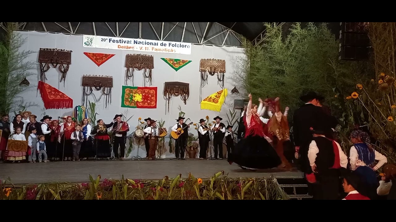 Nossa entrada com o vira das desfolhadas ( XX Festibal)