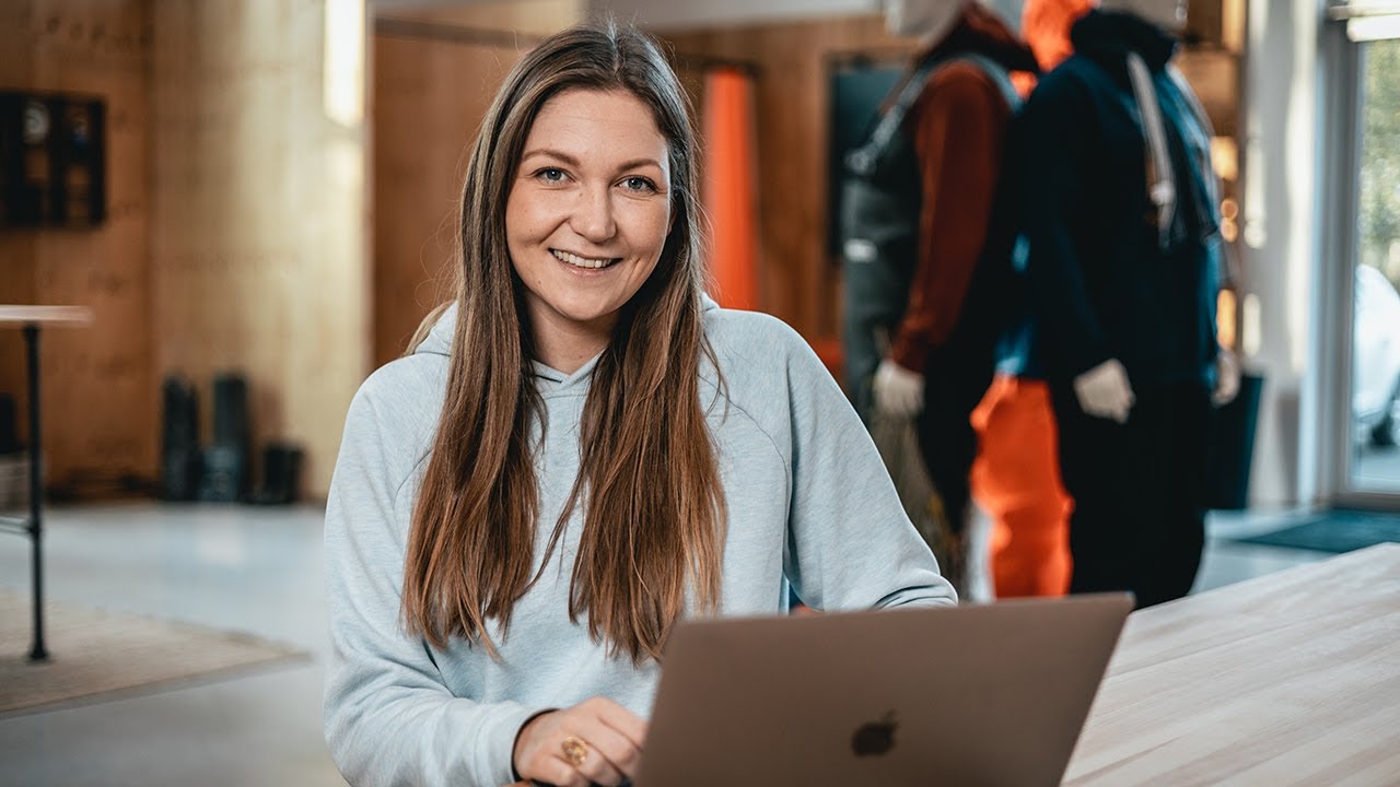 M&oslash;d kommende mediegrafiker Johanne fra Herningsholm