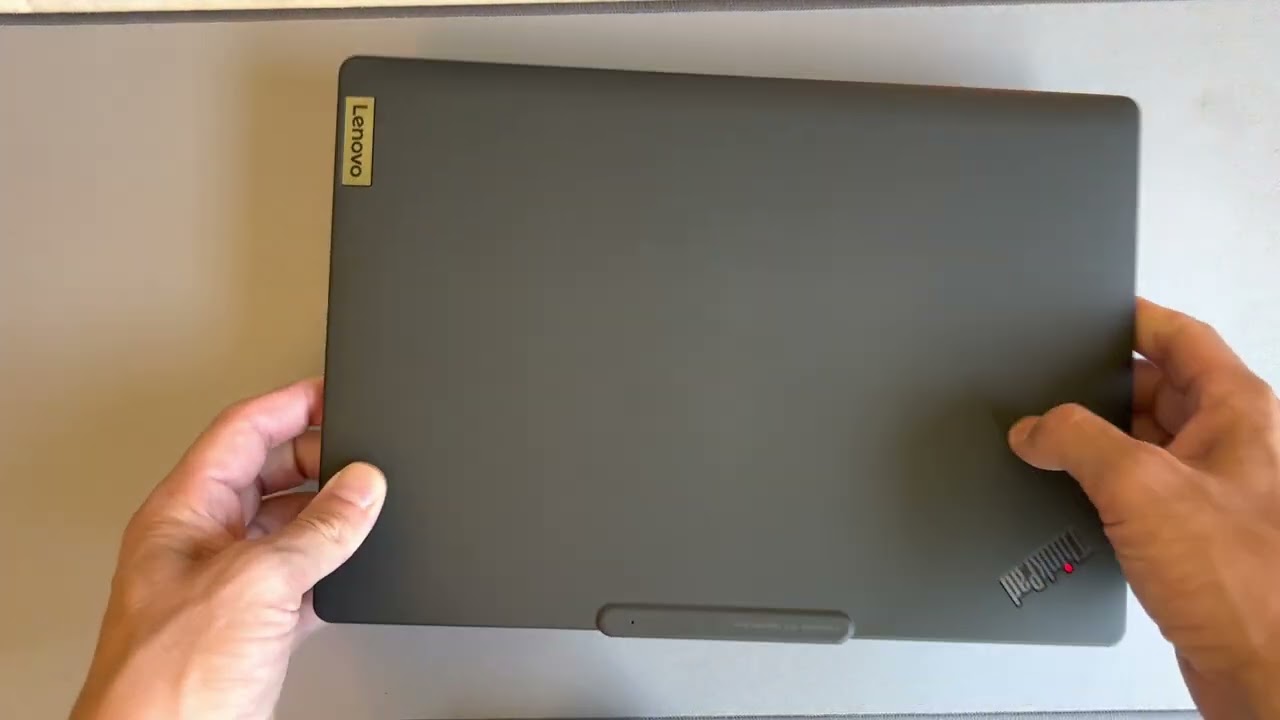 Lenovo ThinkPad X13s | Windows on Arm! | First Look
