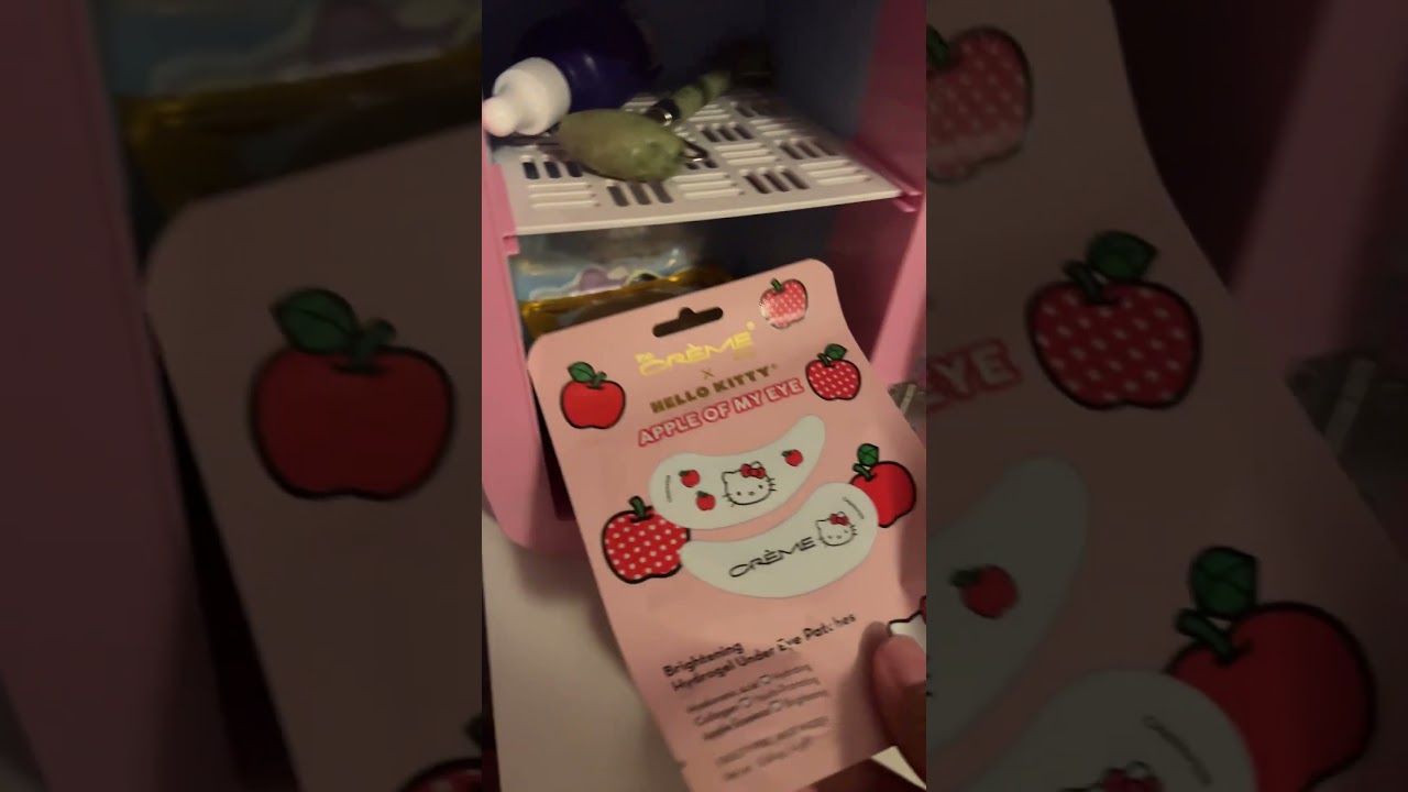 Hello Kitty 🐱 eye masks