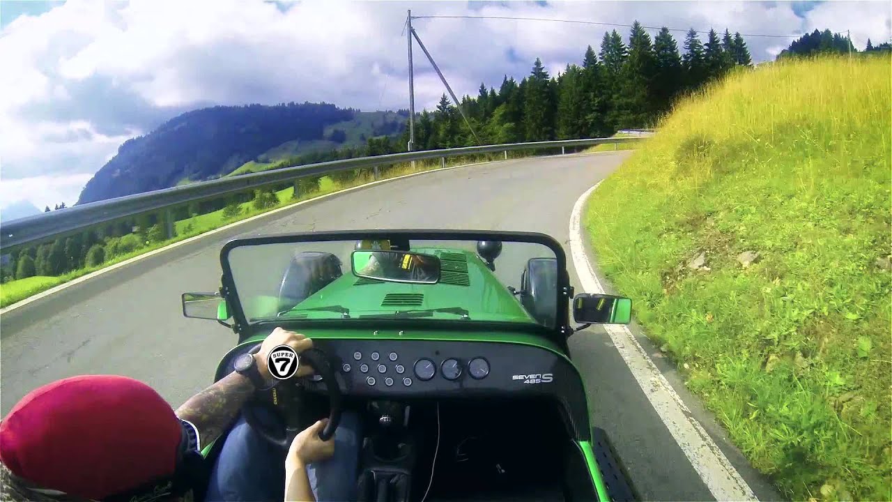 Caterham 485 on Ibergeregg //pure roads