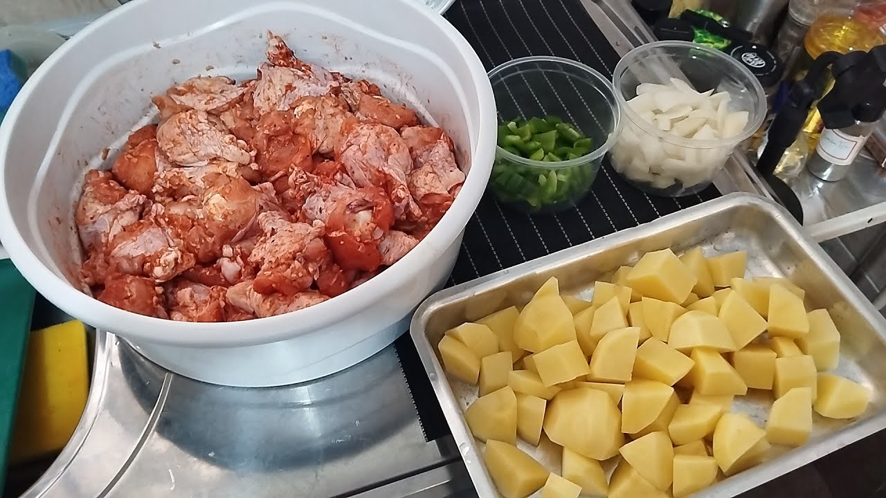 Ежедневная рутина в Маринге! Я приготовила жареную курицу с картофелем (куриные голени) #благодар...