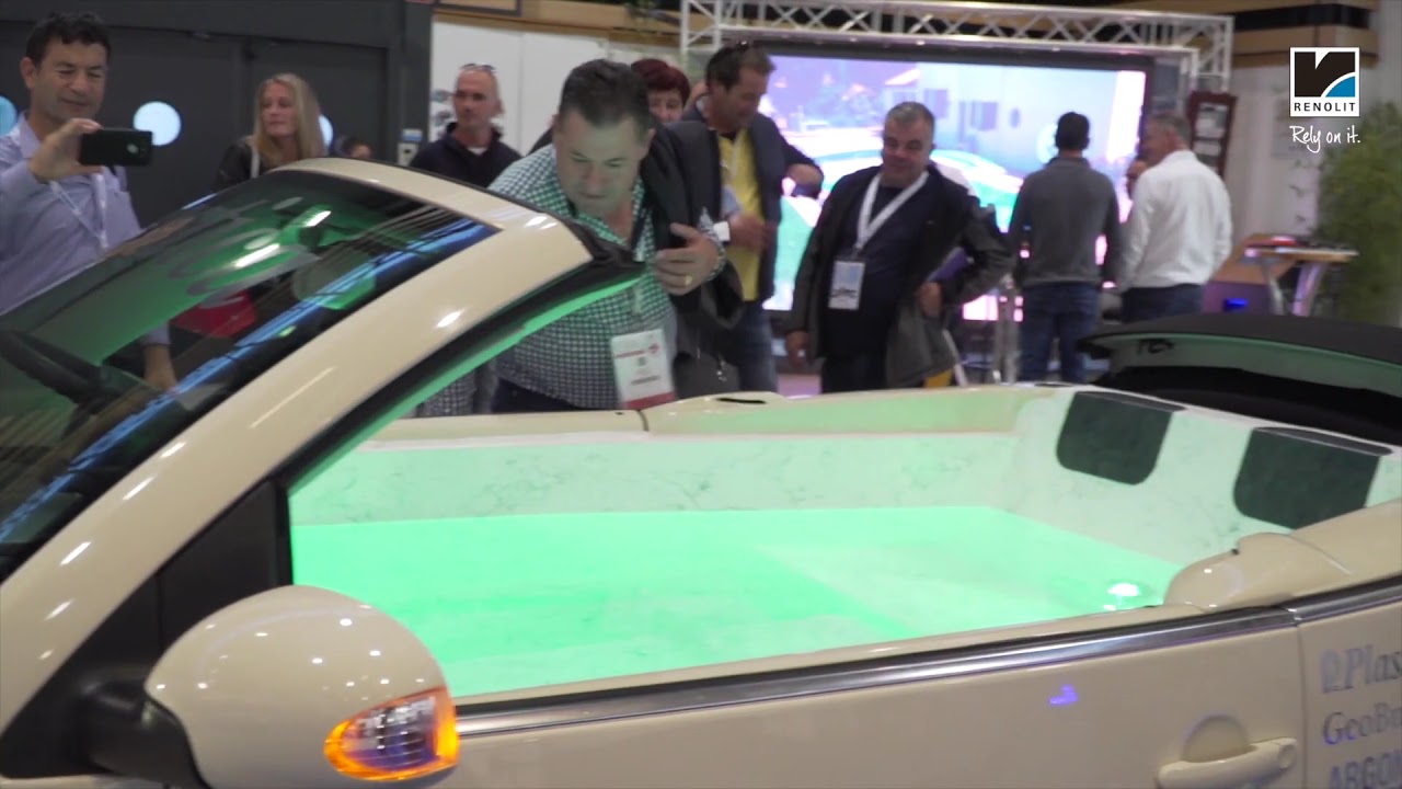 New Beetle mit RENOLIT ALKORPLAN TOUCH Vanity ausgekleidet