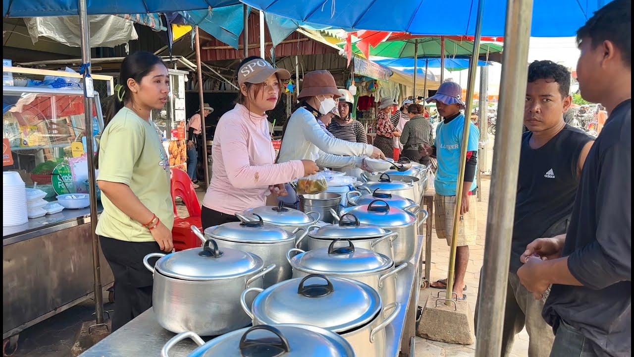 $0.50 Lunch & Dinner in Cambodia - Cambodian Street Food